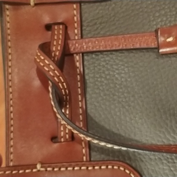 Dooney and Bourke satchel Bag - Picture 7 of 15